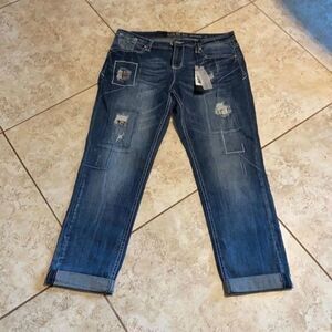 Grace La Cropped Boyfriend Jeans
